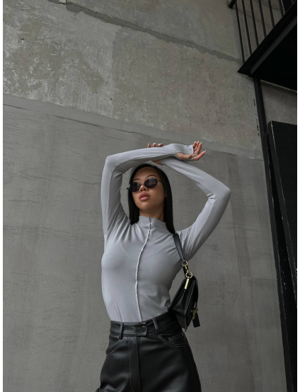 Картинка Лонгслів світло-сірий